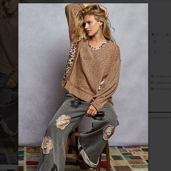 POL “ Tawny “ POL Ribbed Top with Floral Pattern Contrast - Picture 5 of 7